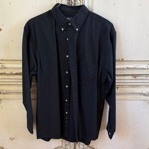Men's Black Long-Sleeve Button-Down Dress Shirt